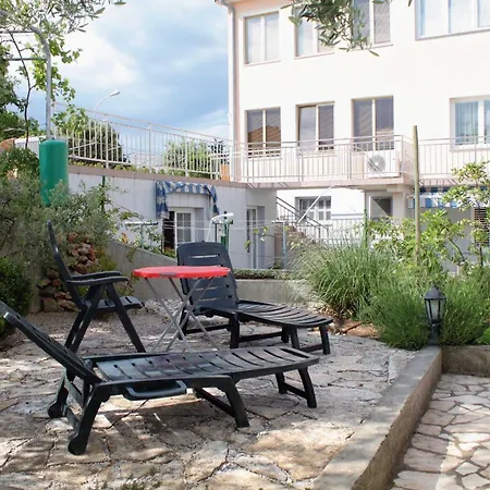 Triple Krk 3231a 3* Vrh (Krk)