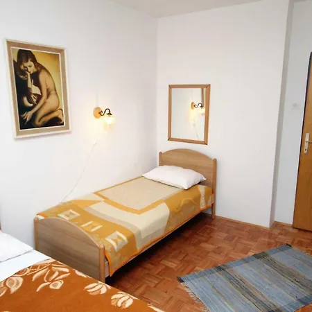 Triple Krk 3231a Guest house Vrh (Krk)